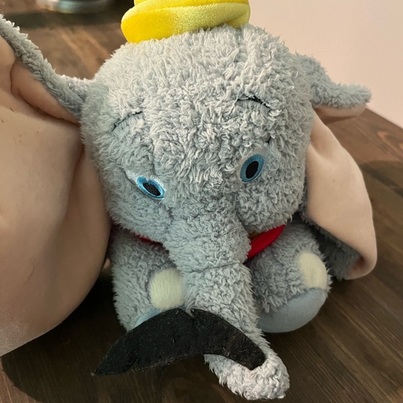Disney Parks Dumbo Elephant‎ Plush Stuffed Animal 16” With Feather - Picture 6 of 7